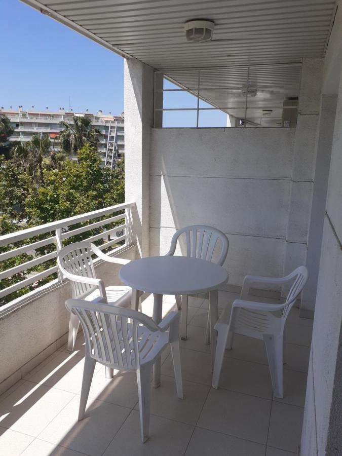 סאלו Costa Dorada Apartments מראה חיצוני תמונה