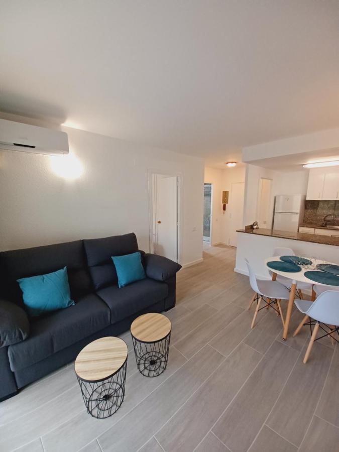 סאלו Costa Dorada Apartments מראה חיצוני תמונה