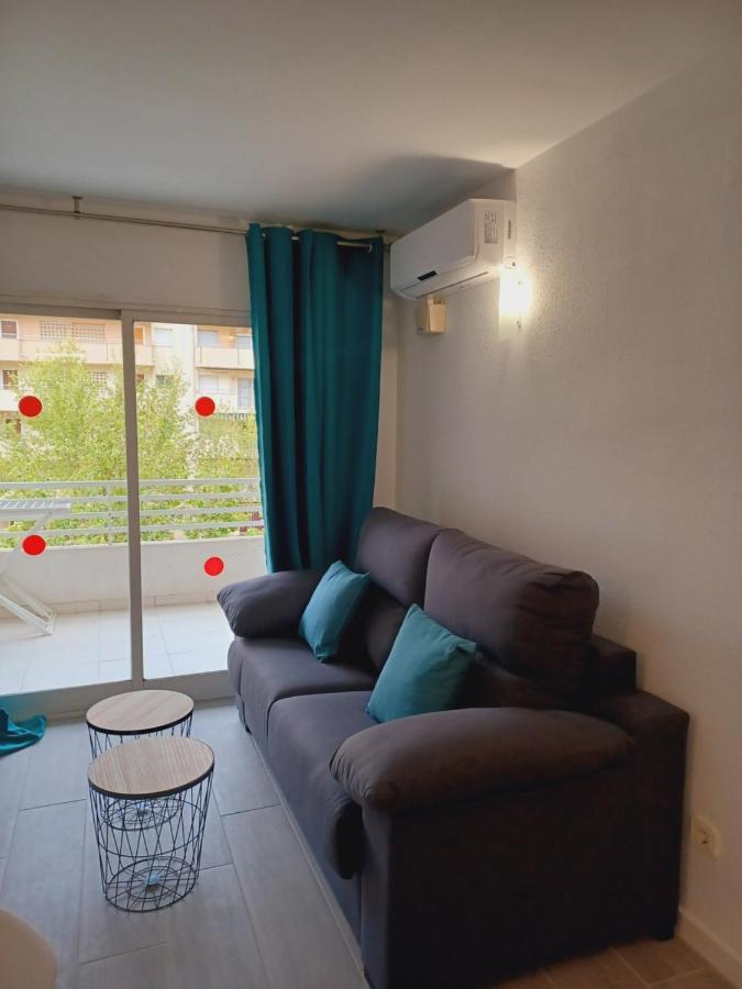 סאלו Costa Dorada Apartments מראה חיצוני תמונה