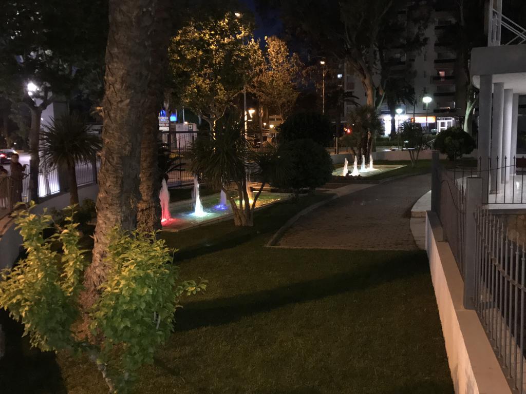 סאלו Costa Dorada Apartments מראה חיצוני תמונה