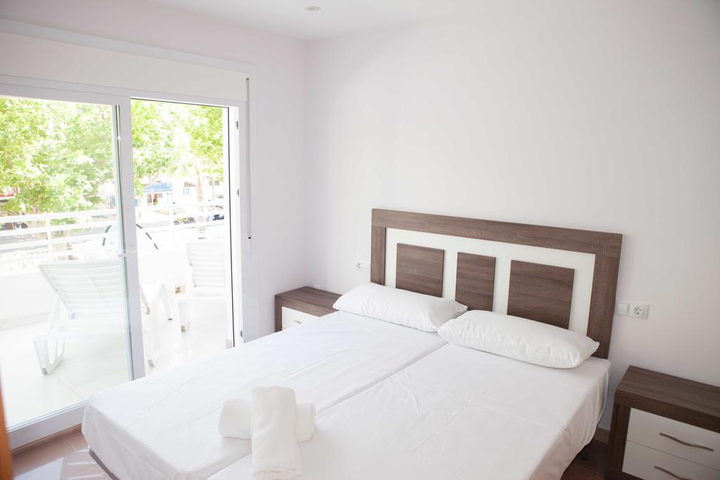 סאלו Costa Dorada Apartments מראה חיצוני תמונה