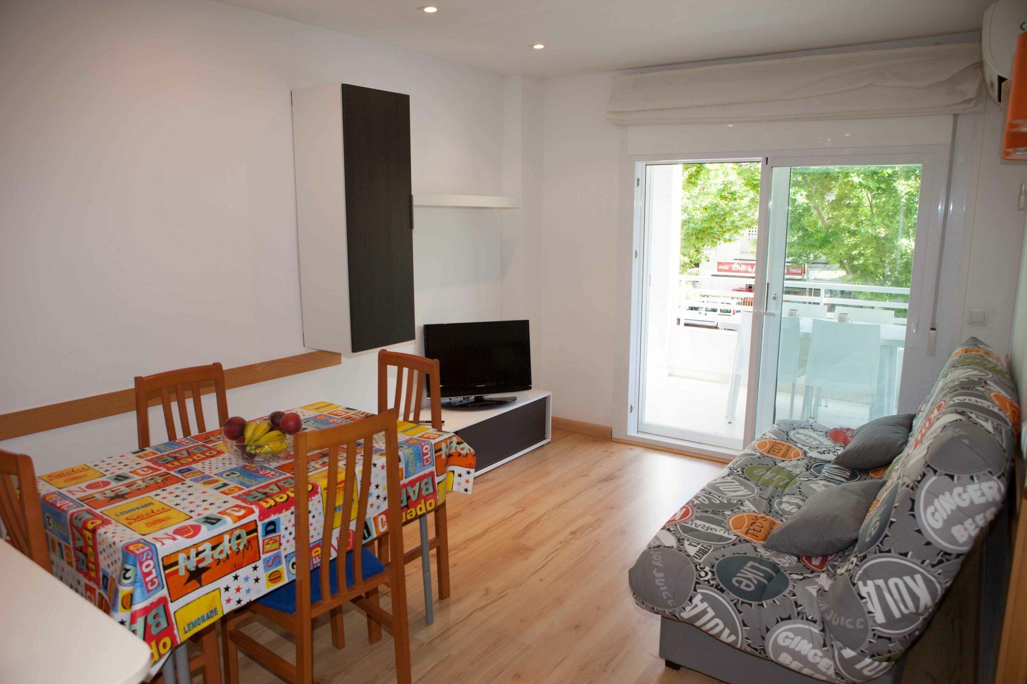 סאלו Costa Dorada Apartments מראה חיצוני תמונה