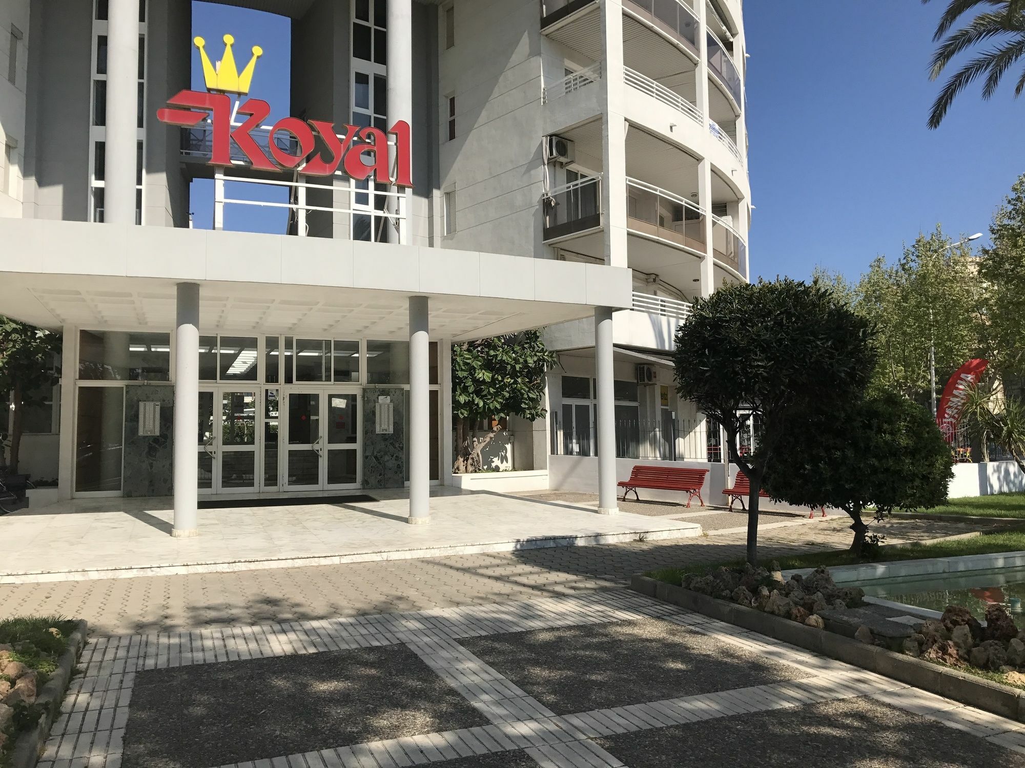 סאלו Costa Dorada Apartments מראה חיצוני תמונה