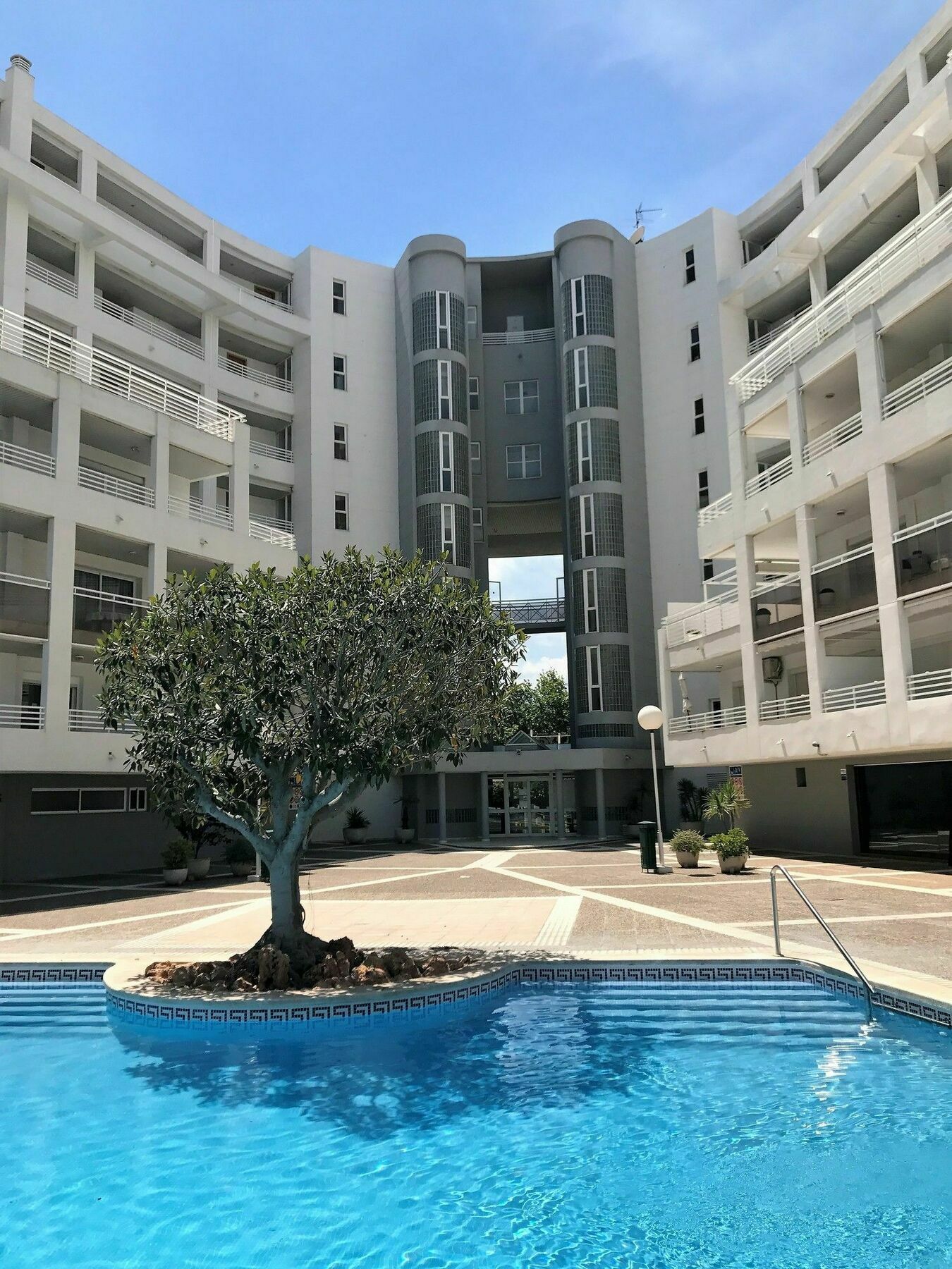 סאלו Costa Dorada Apartments מראה חיצוני תמונה