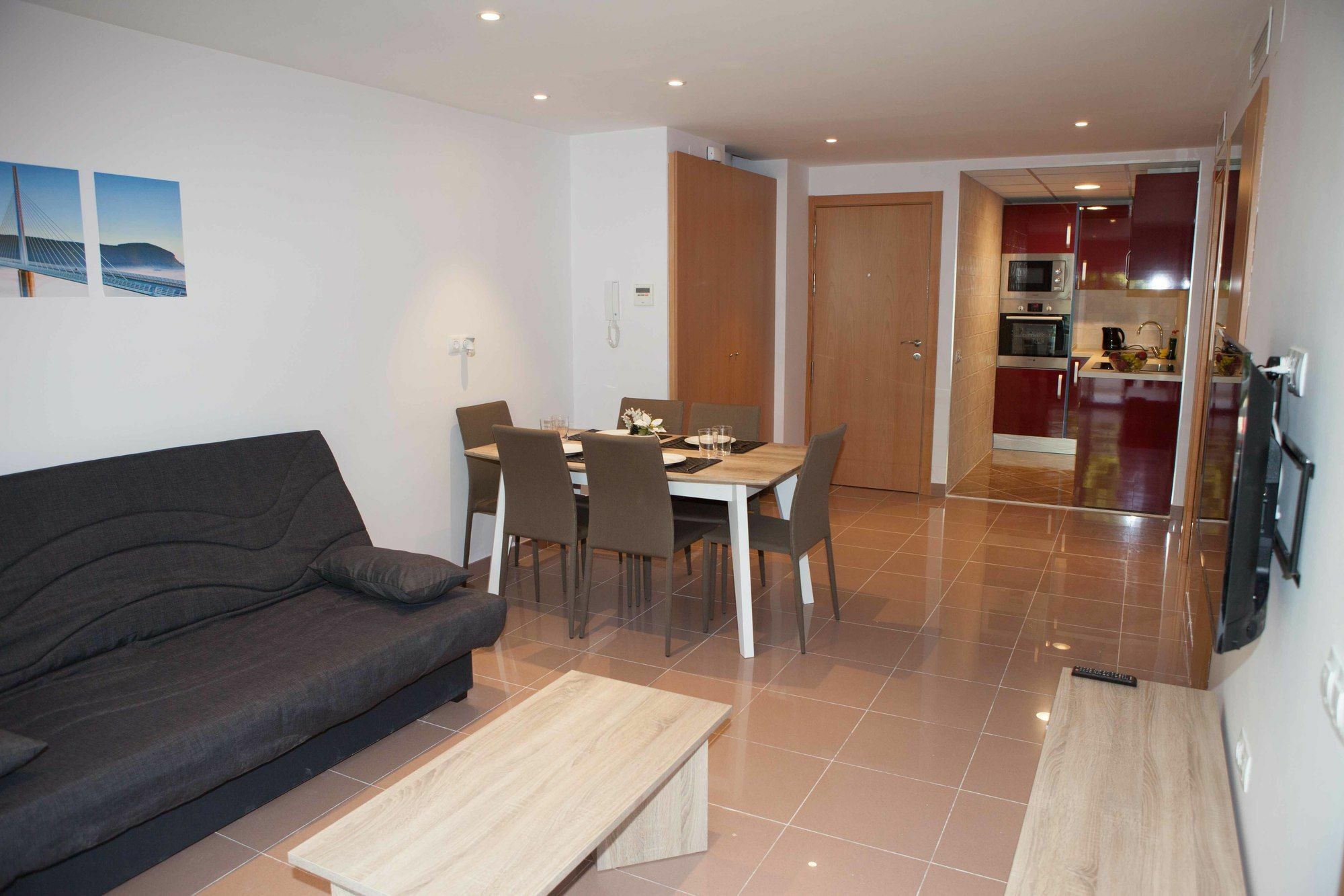 סאלו Costa Dorada Apartments מראה חיצוני תמונה