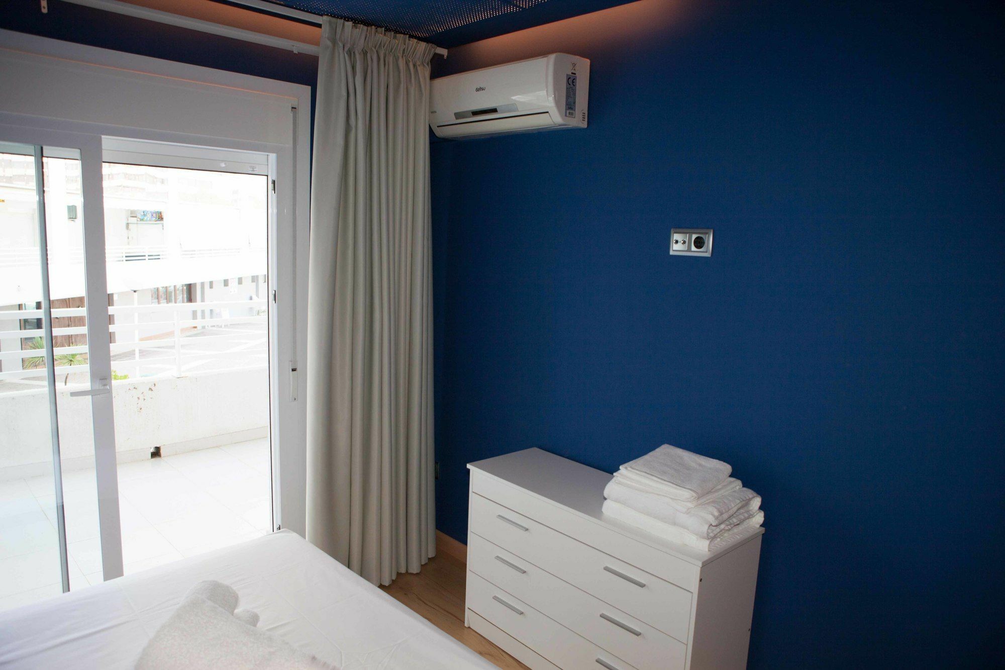 סאלו Costa Dorada Apartments מראה חיצוני תמונה
